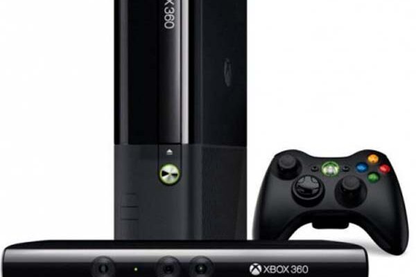 console-xbox-360-super-slim-4gb---kinect---1-controle-sem-fio---1-jogo-para-kinect